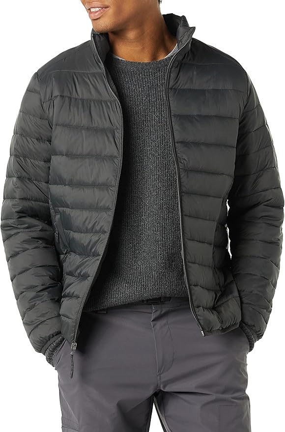 Amazon Essentials Men Packable Lightweight Puffer - Gallery 17