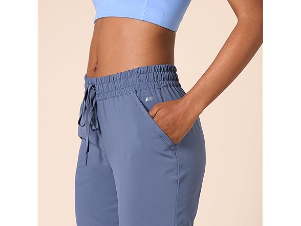 Amazon Essentials Womens Crop Jogger Pant (M)