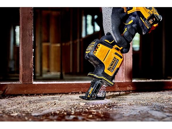 DEWALT DCS369B 20V Max One Handed Recip Saw