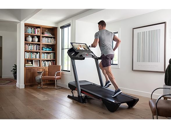 ProForm Pro 9000 Treadmill 22” Touchscreen