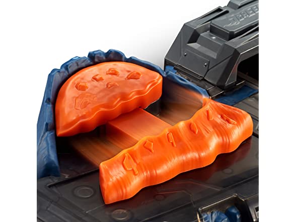 Screechers Wild Fossil Fire Stunt Set