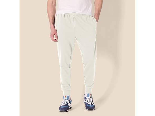 Amazon Essentials Men Relaxed Fleece Joggers