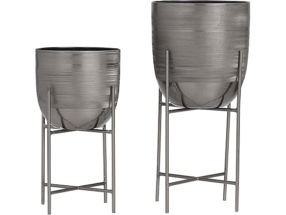 Deco 79 Metal Indoor Outdoor Planter