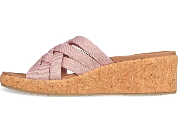 Skechers Women's Arch Fit Beverlee (9)