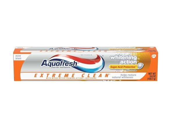 Aquafresh Extreme Clean Whitening Mint Toothpaste