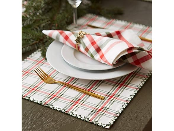 DII Jolly Christmas Tree Reversible Placemat Set