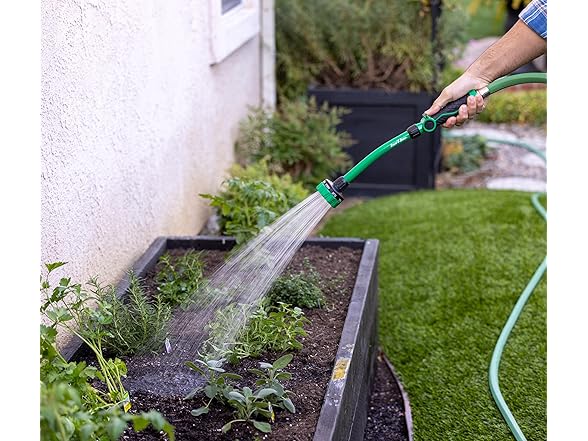 Rain Bird 16" 8-Pattern Watering Wand