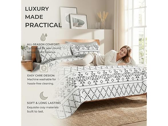 Whale Flotilla Quilt Queen Set