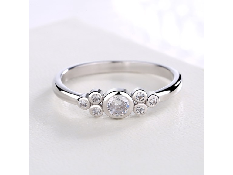 AAA IGT-DAAS-DRS6121-6 6 925 Sterling Silver Round Crystal Ring 