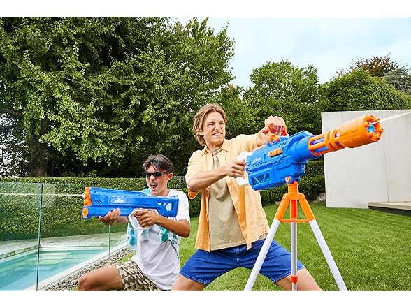 XSHOT Water Hydra Pulse Motor Soaker by ZURU