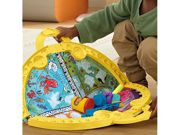 Play-Doh Fold & Go Playmat Starter Set