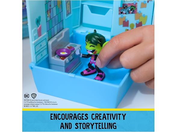DC Comics Teen Titans Go Kitchen Chaos Playset with 2 Figures