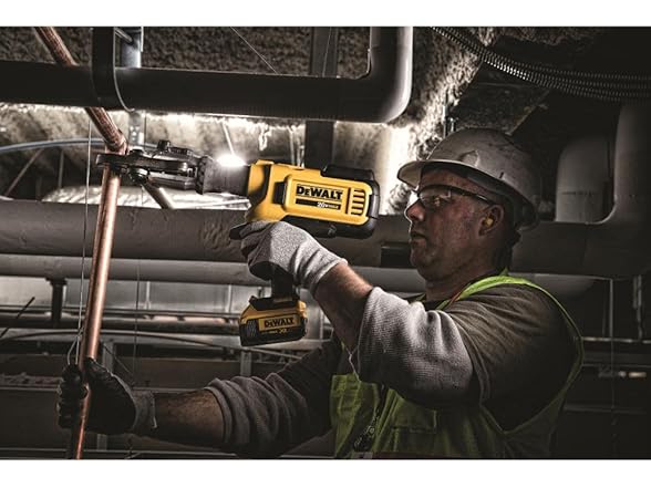 DEWALT DCE200M2 20V MAX* Pipe Crimping Tool Kit