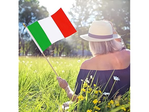 Italy Flags 8x12" Mini Handheld 12pk