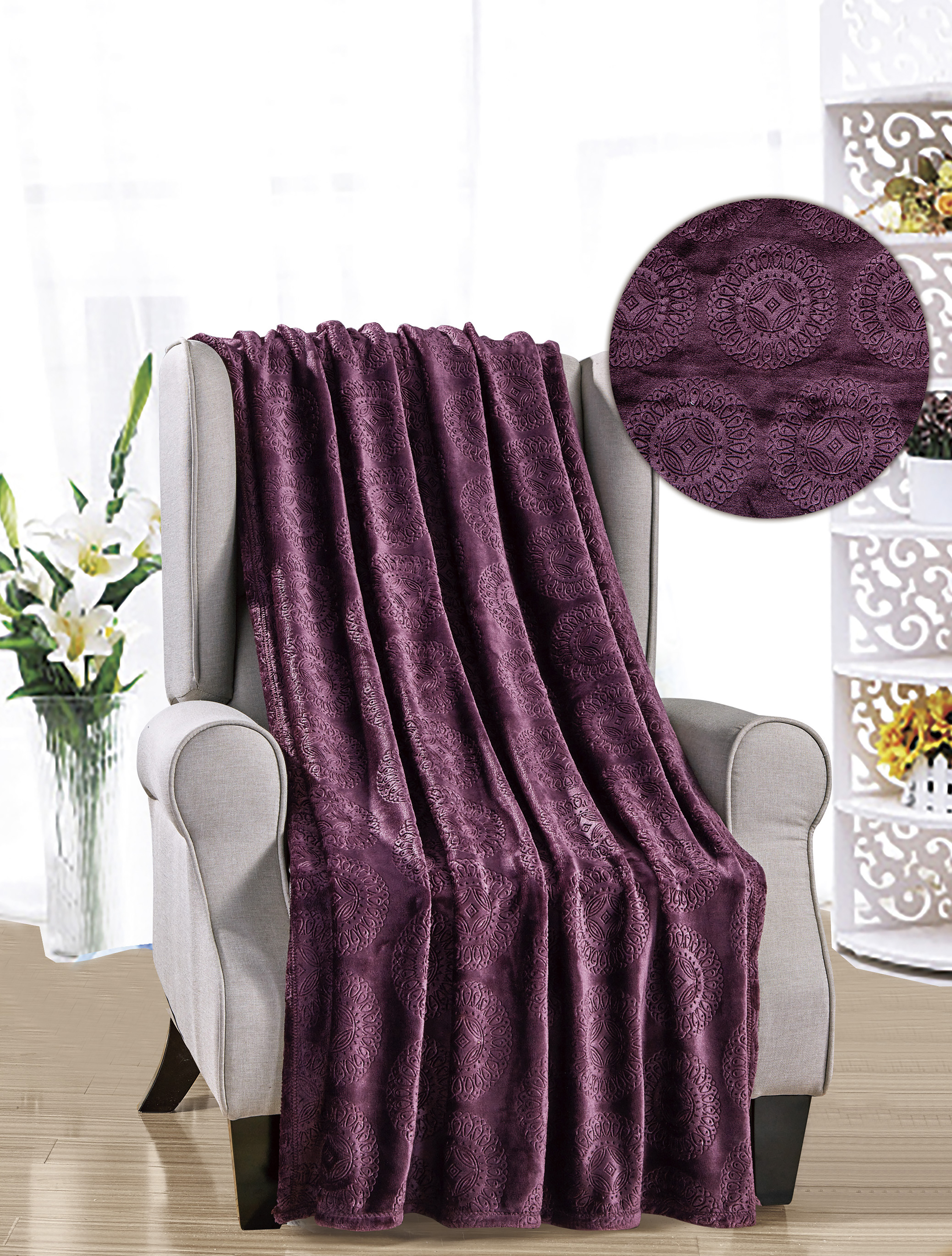 Caesar Embossed Throw - Gallery 15