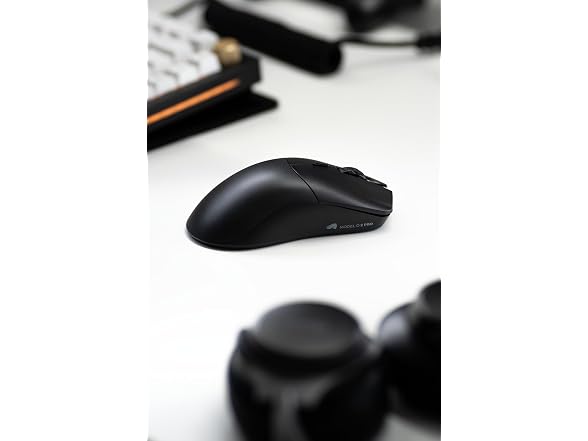 Glorious Gaming O 2 PRO Wireless Gaming Mouse