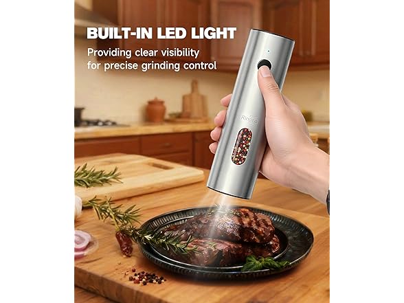 Pepper and Salt Grinder Set