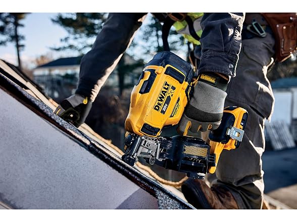 DEWALT DPG211 Synthetic Leather Work