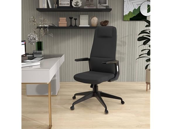 LeisureMod Leather Ergonomic High-Back Office Chair