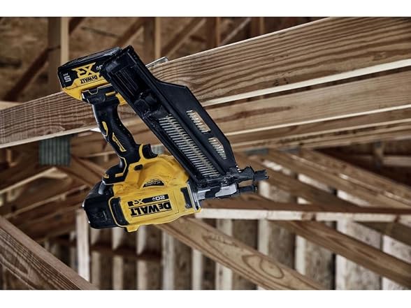 Dewalt DCN920B 20-Volt 21° Cordless Framing Nailer