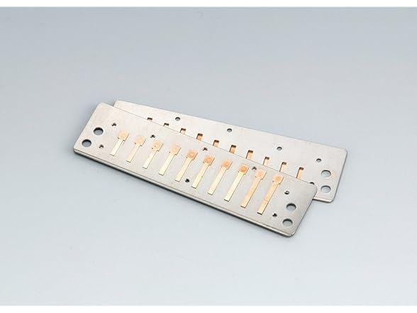 Suzuki Harmonica, Silver (M-20 NLow-F)