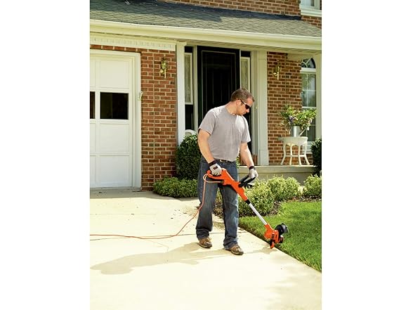 BLACK+DECKER String Trimmer, 6.5-Amp, 14-Inch (GH900)