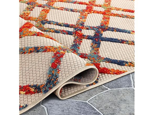 Superior 5'2"x7'2" Modern Diamond Lattice Rug