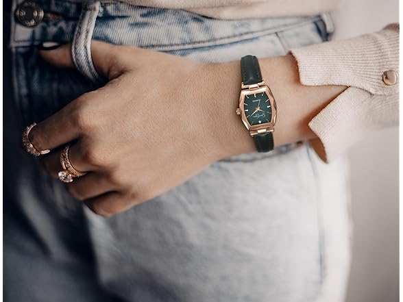 Jessica Simpson Quartz Watch w/ Leather Band