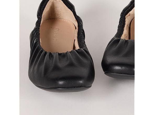The Drop Women's Paige Scrunch Ballet Flat