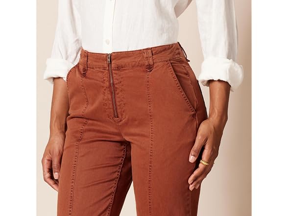 Amazon Essentials Women (14) Stretch Chino Pants
