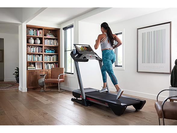 ProForm Pro 9000 Treadmill 22” Touchscreen