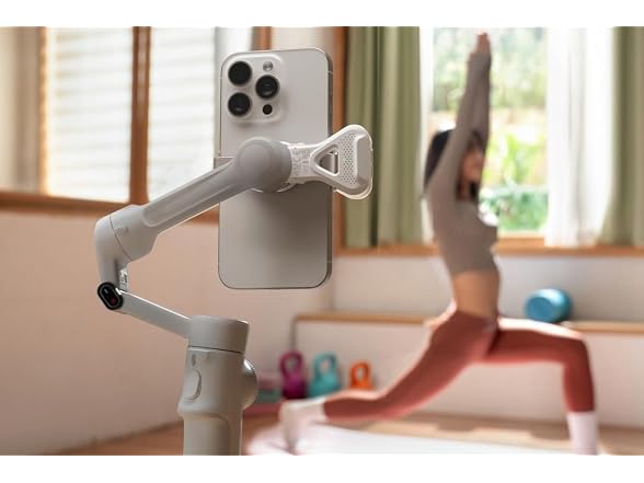 Insta360 Flow 2 Plus AI Tracker Bundle