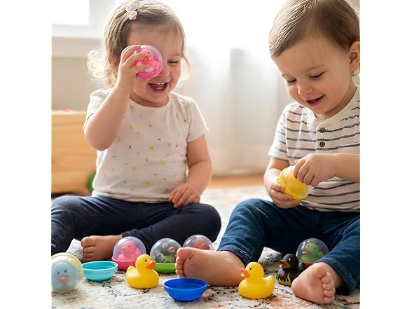 1.5" Rubber Duckling Assortment in 2" Capsule 250ct