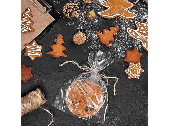 200 Pcs 10 in x 6 in(1.4mil.) Cellophane Treat Bags