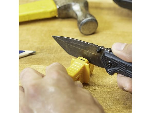 SMITH'S Utility Knife Sharpener with Carabiner