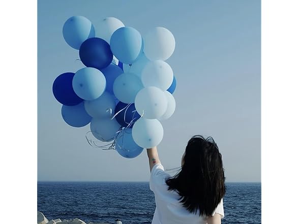 200 Pieces Blue UV Neon Balloons