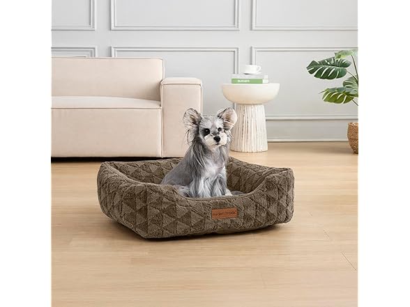 Modern Threads Ultra Soft Plush Pet Bed Medium