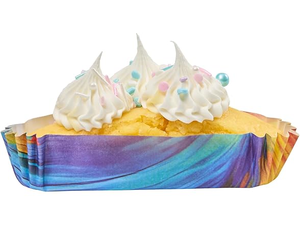 Restaurantware 6.8 oz Paper Triangle Baking Cup, 200 Pack