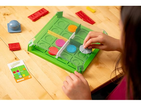 Think Fun Invasion of the Cow Snatchers