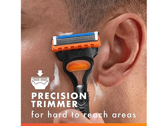 Gillette Fusion5 Razor + 4 Blade Refills