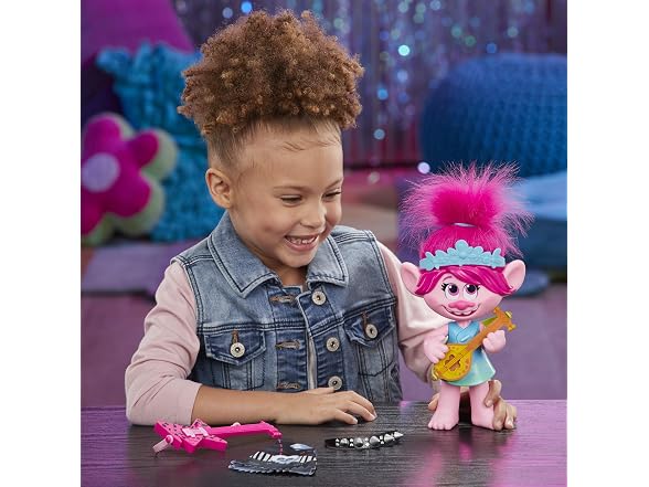DreamWorks Trolls Pop-to-Rock Poppy Singing Doll