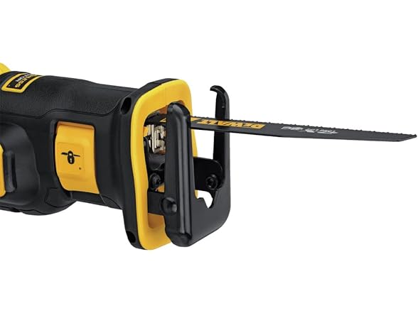 DEWALT DCS367P1 20V MAX XR Comp Recip Saw Kit