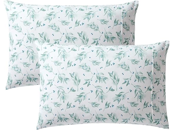 Hallmark King Size 4-Piece Holiday Bedding Set