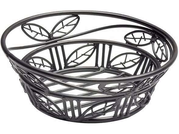  Wrought Iron Bread Basket w/Leaf Design