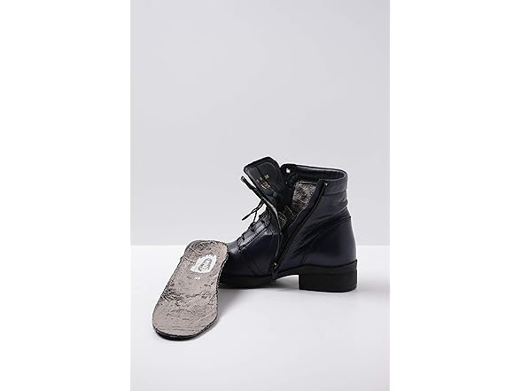 Wolky Center WR Lace up Shoes