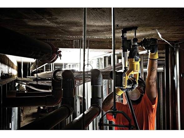 DEWALT DCH133M2 20V Max XR Brushless 1” Hammer Kit