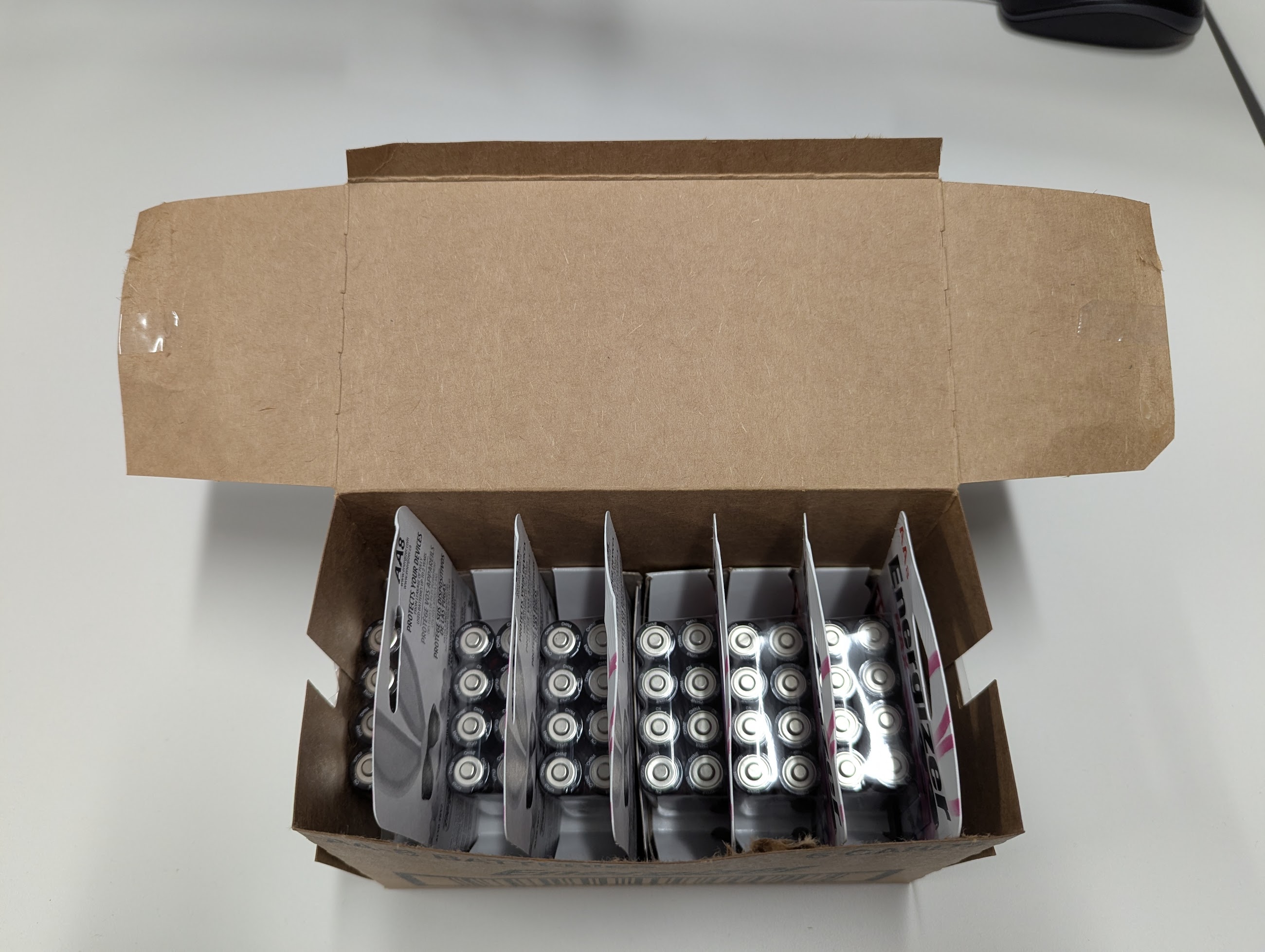 (48 Batteries) Energizer MAX AA Alkaline Batteries - Gallery 24