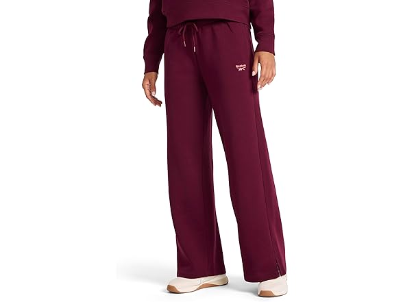 Reebok Women's (XL) Women’s Swift Hoodie Set Black