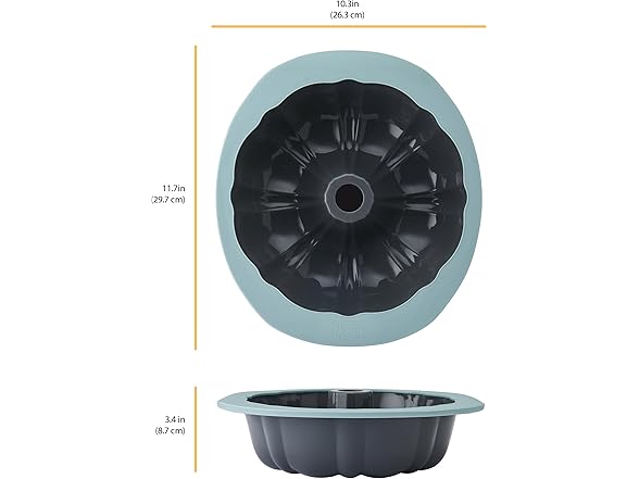 Chicago Metallic Silicone Fluted Cake Pan