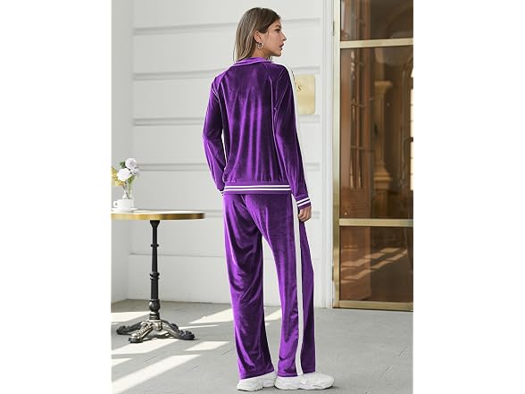 Ekouaer Women (S) Velvet Velor Piece Up Sweatshirt